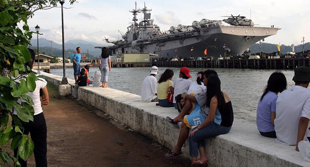 Philippines lo Trung Quốc thao túng cảng Subic - 2 Philippines lo Trung Quốc thao túng cảng Subic - 2