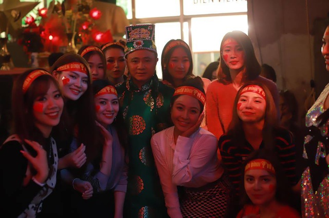 Hậu trường T&aacute;o Qu&acirc;n 2019 qua tiết lộ của hot girl World Cup Tr&acirc;m Anh - 2