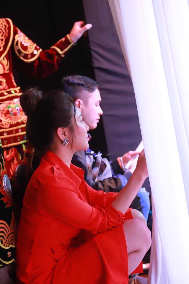 Hậu trường T&aacute;o Qu&acirc;n 2019 qua tiết lộ của hot girl World Cup Tr&acirc;m Anh - 6