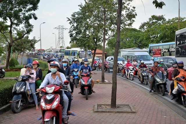cau binh trieu 3.JPG cau binh trieu 3.JPG