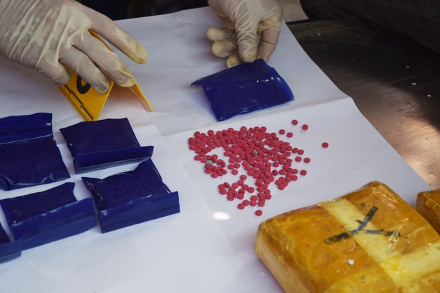 Cong an tinh Thua Thien Hue danh sap duong day ma tuy lon nhat tu truoc den nay 3.JPG