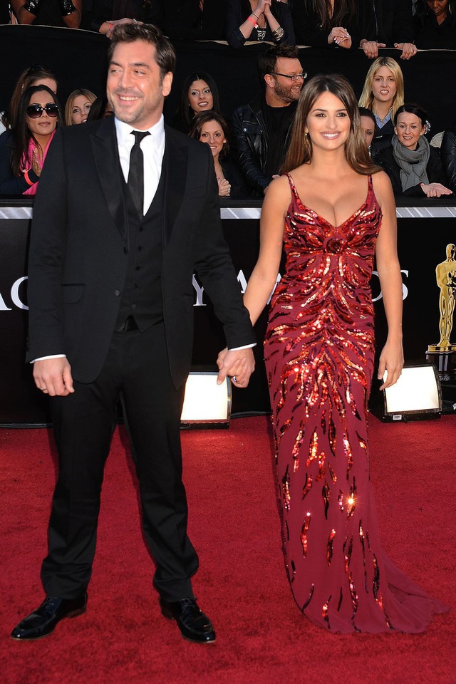 Những bộ váy cuốn hút nhất trên thảm đỏ Oscar - 19