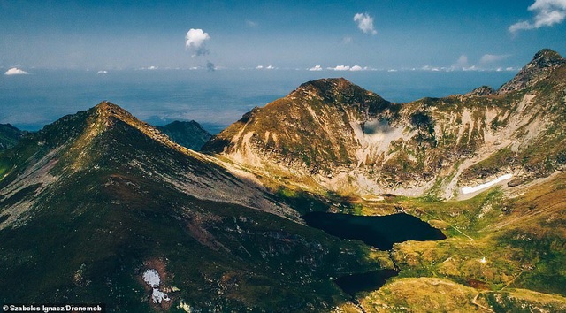 Những bức ảnh đầy m&ecirc; hoặc về con đường &ldquo;đẹp nhất thế giới&rdquo; - 7