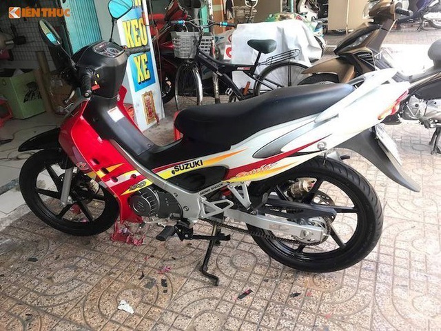 Xe máy cũ hét giá trên trời, ngang ngửa ô tô hạng sang - 13..jpeg