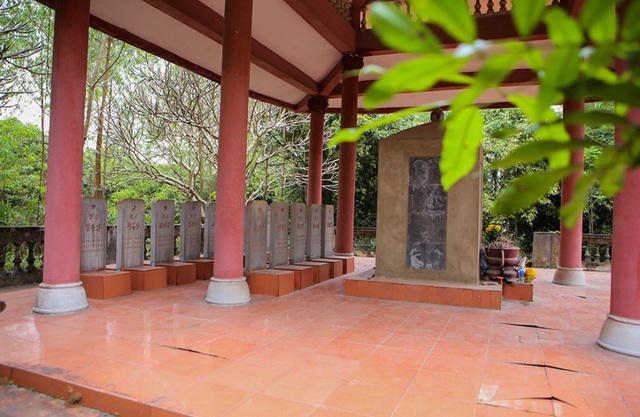 Khu tưởng niệm phi công CHDCND Triều Tiên hi sinh tại Việt Nam - 1 Khu tưởng niệm phi công CHDCND Triều Tiên hi sinh tại Việt Nam - 1