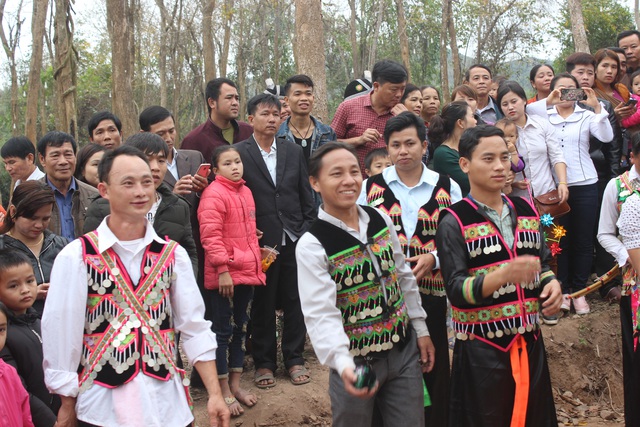 Ấn tượng với lễ hội nơi hợp lưu giữa 3 con sông - 3 Ấn tượng với lễ hội nơi hợp lưu giữa 3 con sông - 3