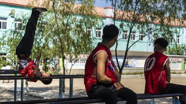 Ảnh hiếm về cuộc sống của thế hệ trẻ lớn lên ở Triều Tiên - 6 Ảnh hiếm về cuộc sống của thế hệ trẻ lớn lên ở Triều Tiên - 6