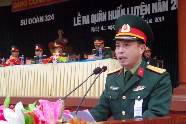 Mãn nhãn màn bay qua lửa, búa tạ đập trên người lính trinh sát - 2 Mãn nhãn màn bay qua lửa, búa tạ đập trên người lính trinh sát - 2