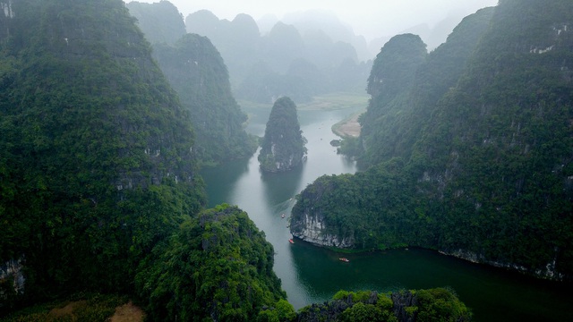 Toàn cảnh Tràng An - địa điểm Tổng thống Mỹ muốn đến thăm - nhìn từ trên cao - 9 Toàn cảnh Tràng An - địa điểm Tổng thống Mỹ muốn đến thăm - nhìn từ trên cao - 9