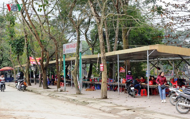 Độc đáo chợ đá quý đất ngọc Yên Bái - 1 Độc đáo chợ đá quý đất ngọc Yên Bái - 1