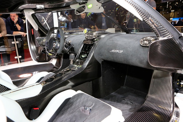 24c1b091-koenigsegg-jesko-33_01.JPG 24c1b091-koenigsegg-jesko-33_01.JPG
