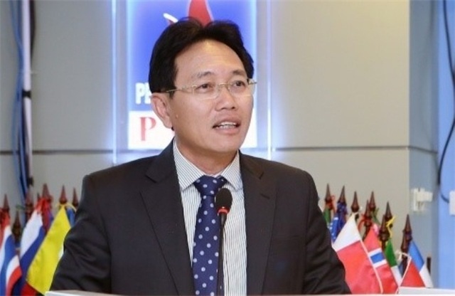 Tổng giám đốc Tập đoàn Dầu khí Việt Nam bất ngờ xin từ chức  - 1