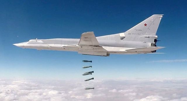 Nga đưa “sát thủ diệt hạm” Tu-22M3 và tên lửa Iskander tới Crimea đề phòng Mỹ - 1 Nga đưa “sát thủ diệt hạm” Tu-22M3 và tên lửa Iskander tới Crimea đề phòng Mỹ - 1