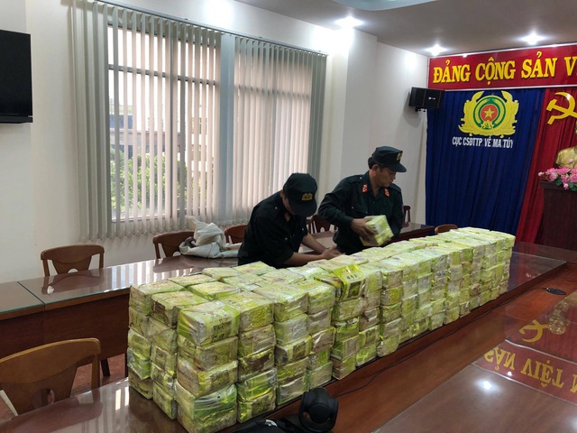 Phá đường dây ma tuý khủng nhất Sài Gòn, thu 300kg ma túy Phá đường dây ma tuý khủng nhất Sài Gòn, thu 300kg ma túy