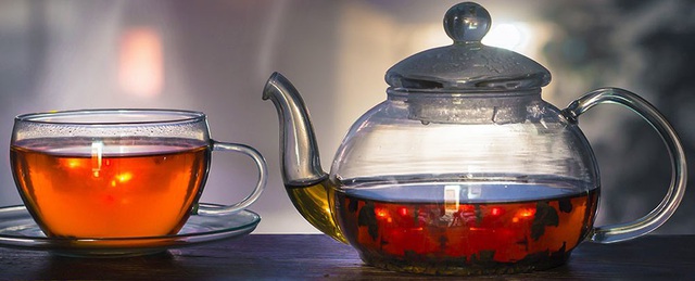 Uống trà quá nóng làm tăng nguy cơ ung thư thực quản - 1