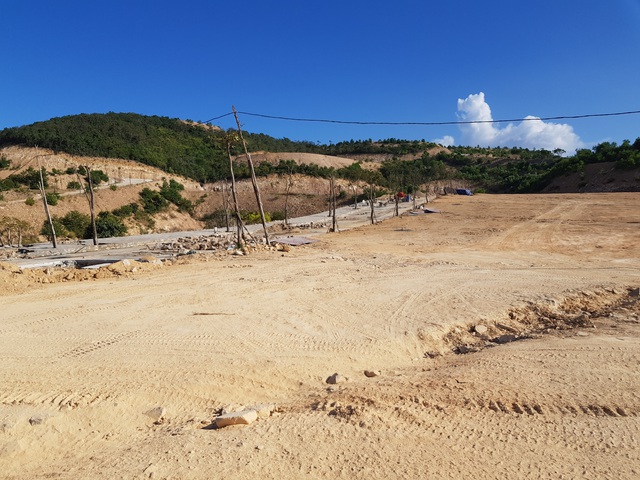 Vụ “xẻ thịt” núi Chín Khúc Nha Trang: Hội Kiến trúc sư Khánh Hòa lên tiếng - 2 Vụ “xẻ thịt” núi Chín Khúc Nha Trang: Hội Kiến trúc sư Khánh Hòa lên tiếng - 2