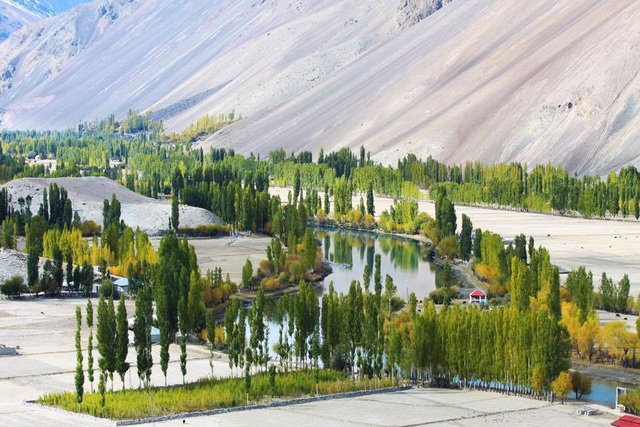 Pakistan - Vùng đất bất an đầy quyến rũ qua bộ ảnh của du khách Việt - 3 Pakistan - Vùng đất bất an đầy quyến rũ qua bộ ảnh của du khách Việt - 3