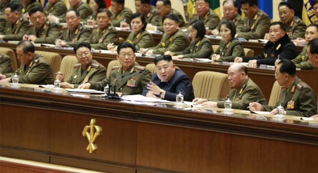 Sĩ quan Triều Tiên vừa khóc vừa ghi chép trong cuộc họp “lịch sử” với ông Kim Jong-un - 8
