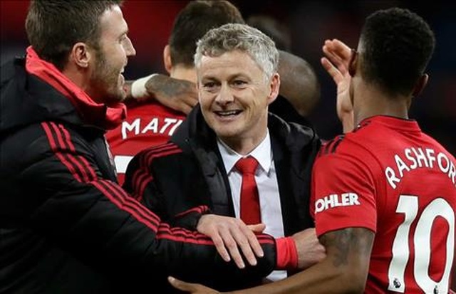 Solskjaer muốn cùng Man Utd vô địch Premier League - 3 Solskjaer muốn cùng Man Utd vô địch Premier League - 3