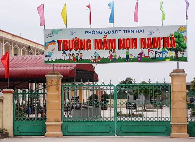 Mất tiền oan vì gia công tranh đính đá cho Phó hiệu trưởng trường mầm non - 1 Mất tiền oan vì gia công tranh đính đá cho Phó hiệu trưởng trường mầm non - 1