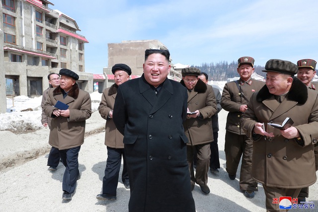 L&yacute; do &ocirc;ng Kim Jong-un thị s&aacute;t h&agrave;ng loạt c&ocirc;ng tr&igrave;nh trọng điểm tại Triều Ti&ecirc;n - 7