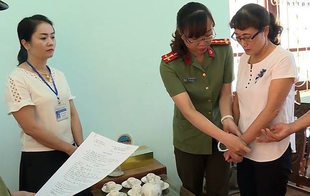 Gian lận điểm thi THPT QG 2018: Nhiều cán bộ có chức vụ mua điểm cho con - 1 Gian lận điểm thi THPT QG 2018: Nhiều cán bộ có chức vụ mua điểm cho con - 1