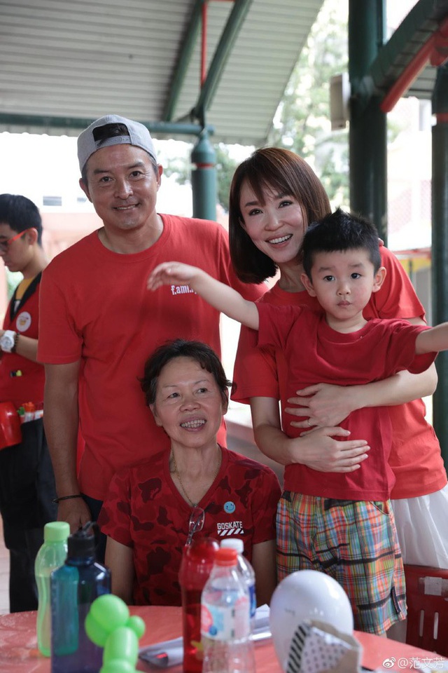 Vợ chồng Lý Minh Thuận - Phạm Văn Phương khoe ảnh gia đình hạnh phúc - 6