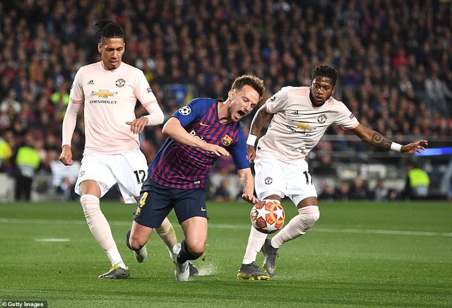 Những khoảnh khắc Messi khiến Man Utd tan vỡ giấc mơ Champions League - 1 Những khoảnh khắc Messi khiến Man Utd tan vỡ giấc mơ Champions League - 1
