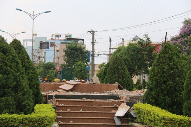 PCT huyện Đắk Mil: &ldquo;Ai phản đối x&acirc;y tượng đ&agrave;i chắc l&agrave; người... Đắk Mil lai (!)&rdquo; - 2