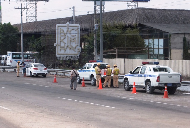 Hàng loạt tài xế dính lỗi quá tốc độ trên đường cao tốc TP.HCM – Trung Lương - 1