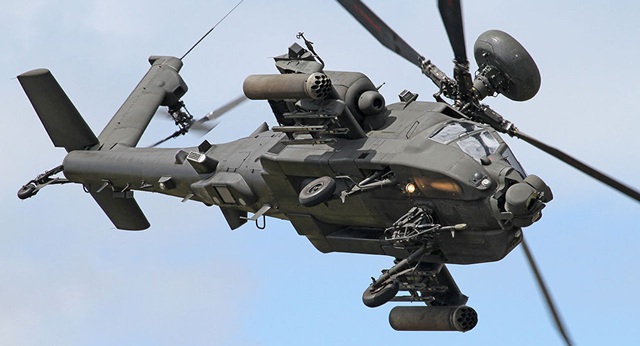 Sau Pháp, Anh đưa dàn trực thăng tấn công tới sát biên giới Nga - 1