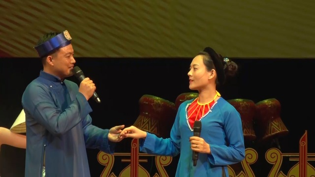 Quảng Bình: Sâu lắng với hội diễn nghệ thuật Câu hò nối những dòng sông - 2 Quảng Bình: Sâu lắng với hội diễn nghệ thuật Câu hò nối những dòng sông - 2