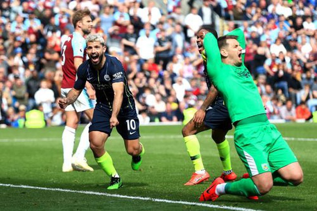 Thắng nhọc nhằn Burnley, Man City trở lại ngôi đầu bảng - 1 Thắng nhọc nhằn Burnley, Man City trở lại ngôi đầu bảng - 1