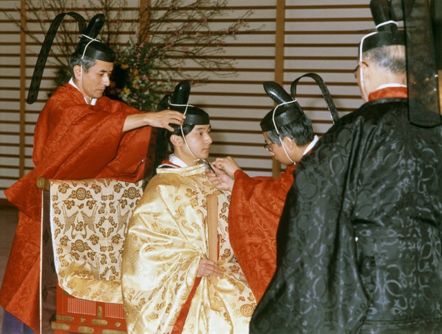 Đường tới ngai vàng của tân Nhật hoàng Naruhito - 9