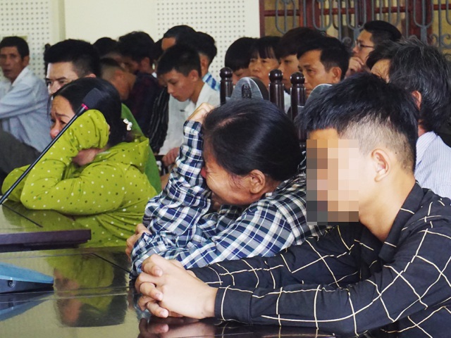 Nước mắt 3 người mẹ trong vụ án giết người hi hữu - 2 Nước mắt 3 người mẹ trong vụ án giết người hi hữu - 2