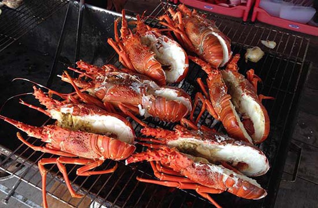 T&ocirc;m Alaska, t&ocirc;m h&ugrave;m baby, cua C&agrave; Mau tăng gi&aacute; v&ugrave;n vụt vẫn ch&aacute;y h&agrave;ng - 3