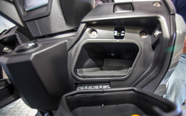 BMW tung ra hai mẫu xe ga sản xuất tại Trung Quốc - 25 BMW tung ra hai mẫu xe ga sản xuất tại Trung Quốc - 25