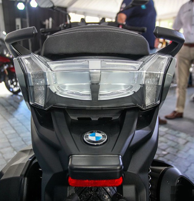 BMW tung ra hai mẫu xe ga sản xuất tại Trung Quốc - 19 BMW tung ra hai mẫu xe ga sản xuất tại Trung Quốc - 19