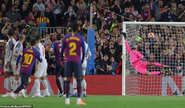 HLV Jurgen Klopp cảm thấy “tâm phục, khẩu phục” trước Messi - 1 HLV Jurgen Klopp cảm thấy “tâm phục, khẩu phục” trước Messi - 1