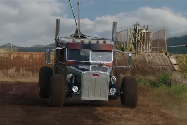 Hé lộ dàn xe thập cẩm trong phần mới của bom tấn Fast Furious - 12 Hé lộ dàn xe thập cẩm trong phần mới của bom tấn Fast Furious - 12