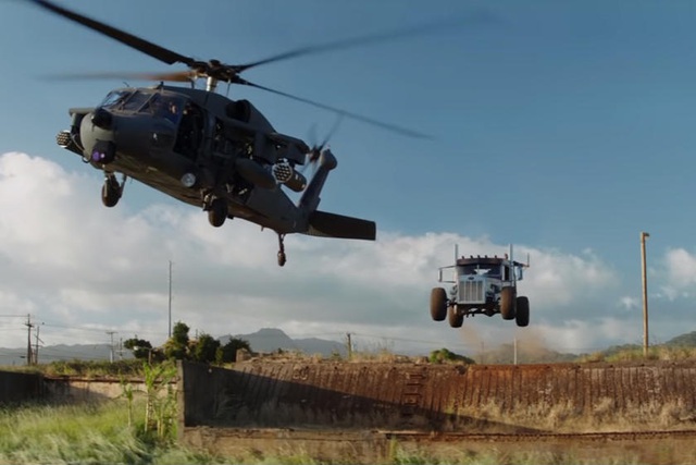 Hé lộ dàn xe thập cẩm trong phần mới của bom tấn Fast Furious - 10 Hé lộ dàn xe thập cẩm trong phần mới của bom tấn Fast Furious - 10