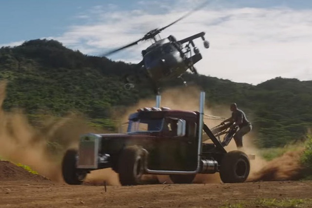 Hé lộ dàn xe thập cẩm trong phần mới của bom tấn Fast Furious - 11 Hé lộ dàn xe thập cẩm trong phần mới của bom tấn Fast Furious - 11
