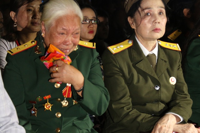 “Đồng đội tôi nằm lại dãy Trường Sơn !” - 3 “Đồng đội tôi nằm lại dãy Trường Sơn !” - 3