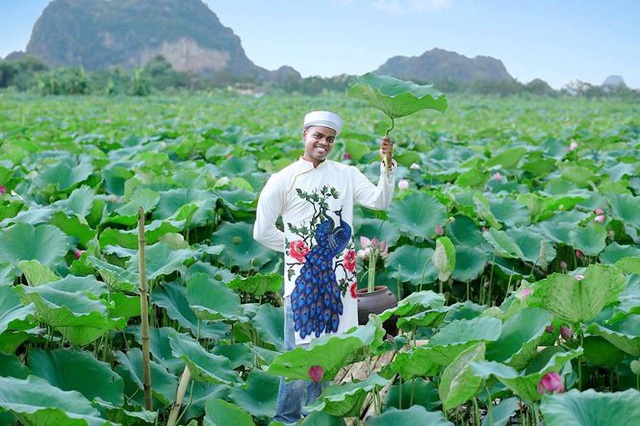 Mùa sen nở, giới trẻ đua nhau thả dáng - 8