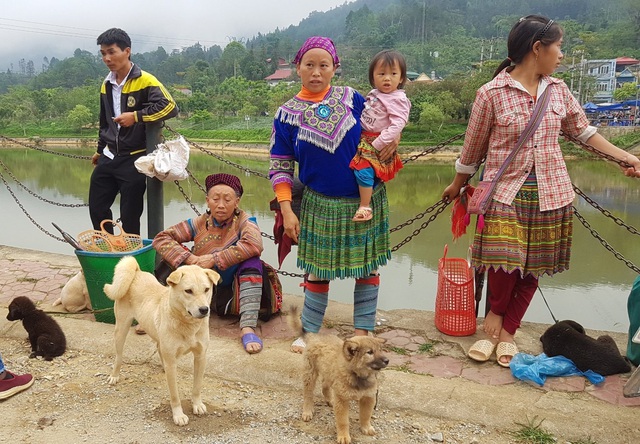 Những phiên chợ chỉ bán một món hàng duy nhất ở vùng cao Tây Bắc - 6 Những phiên chợ chỉ bán một món hàng duy nhất ở vùng cao Tây Bắc - 6