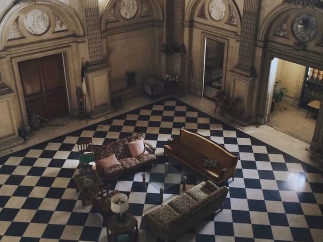 Những căn nh&agrave; đổ n&aacute;t c&oacute; gi&aacute; h&agrave;ng trăm ngh&igrave;n tỷ - 14