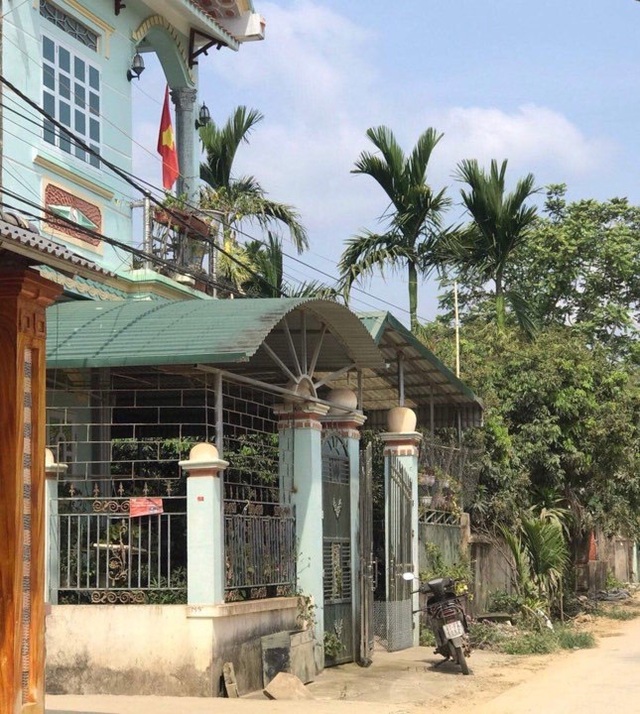 Tiểu thương chợ Mường Thanh nói gì về mẹ nữ sinh giao gà? - 3 Tiểu thương chợ Mường Thanh nói gì về mẹ nữ sinh giao gà? - 3