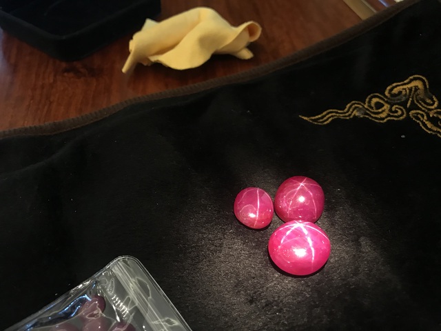 Trả 21 tỷ đồng bộ đá Ruby sao siêu hiếm đại gia vẫn lắc đầu - 7 Trả 21 tỷ đồng bộ đá Ruby sao siêu hiếm đại gia vẫn lắc đầu - 7
