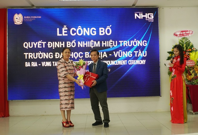 Trường Đại học Bà Rịa - Vũng Tàu (BVU) có hiệu trưởng mới - 4 Trường Đại học Bà Rịa - Vũng Tàu (BVU) có hiệu trưởng mới - 4