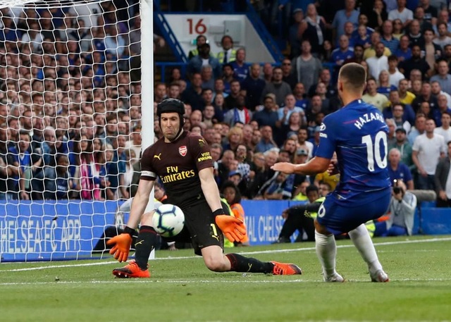 Để thủng lưới 4 bàn, Petr Cech vẫn được ngợi ca hết lời - 1